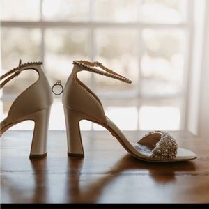 Badgley Mischka Cream and Silver Embellished Sandals